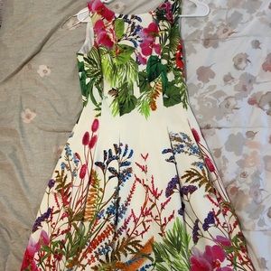 ⭐️FINAL PRICE DROP ⭐️Zara basic dress